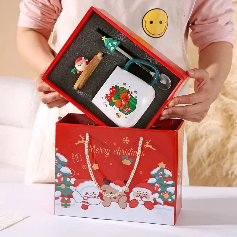 Cute Christmas holiday box with Santa gift mugs with lid spoon Creative gift Claus ceramic cups accompanied by hand gifts
