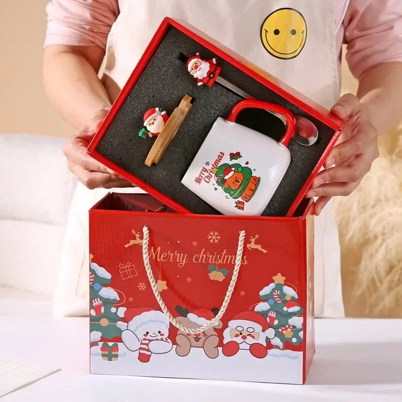 Cute Christmas holiday box with Santa gift mugs with lid spoon Creative gift Claus ceramic cups accompanied by hand gifts