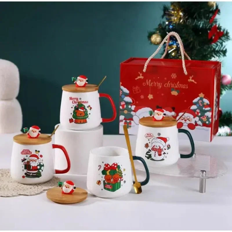 Cute Christmas holiday box with Santa gift mugs with lid spoon Creative gift Claus ceramic cups accompanied by hand gifts
